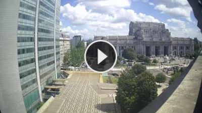 immagine della webcam nei dintorni di Gaggiano: webcam Milano Stazione Centrale