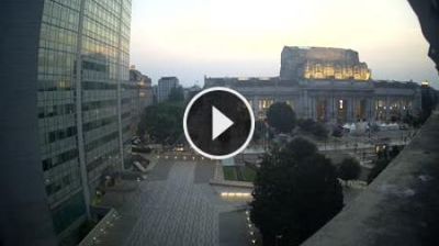 immagine della webcam nei dintorni di Milano Centrale: webcam Milano Stazione Centrale