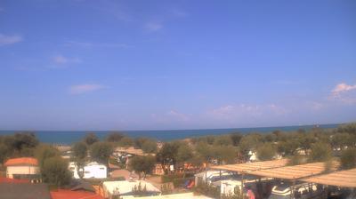 immagine della webcam nei dintorni di Marina Di Castagneto: webcam Vada
