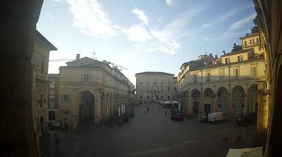 immagine della webcam nei dintorni di Macerata: webcam Fermo