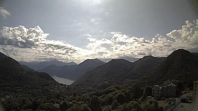 immagine della webcam nei dintorni di Moltrasio: webcam Casasco d'Intelvi