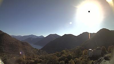immagine della webcam nei dintorni di Cuasso al Monte: webcam Casasco d'Intelvi