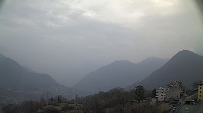 immagine della webcam nei dintorni di Cuasso al Monte: webcam Casasco d'Intelvi
