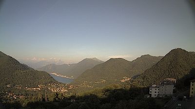 immagine della webcam nei dintorni di San Primo: webcam Casasco d'Intelvi