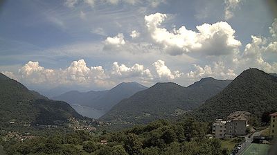 immagine della webcam nei dintorni di Cuasso al Monte: webcam Casasco d'Intelvi