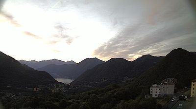 immagine della webcam nei dintorni di Carate Urio: webcam Casasco d'Intelvi