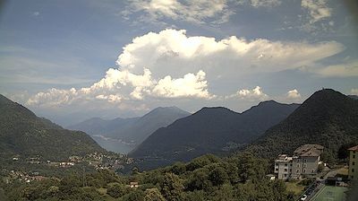immagine della webcam nei dintorni di Cuasso al Monte: webcam Casasco d'Intelvi