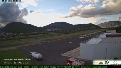 immagine della webcam nei dintorni di Rocca di Cambio: webcam Scoppito
