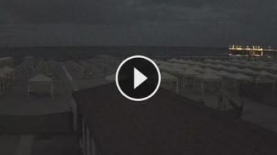 immagine della webcam nei dintorni di San Piero A Grado: webcam Tonfano