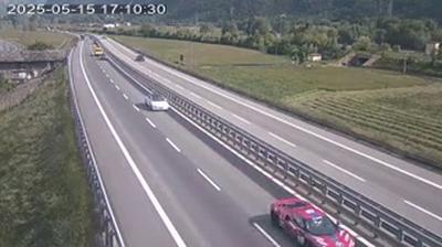 immagine della webcam nei dintorni di Palit Valchiusella: webcam Issogne