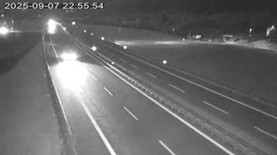 immagine della webcam nei dintorni di Brusson 2000 Estoul: webcam Issogne