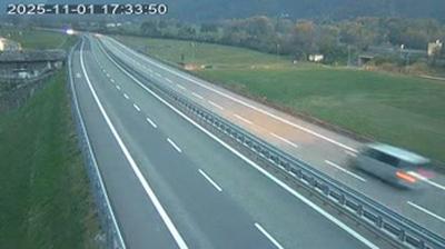immagine della webcam nei dintorni di Settimo Vittone: webcam Issogne