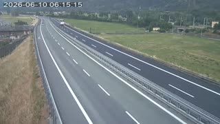 immagine della webcam nei dintorni di La Magdeleine: webcam Issogne