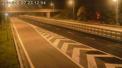 immagine della webcam nei dintorni di Brusson 2000 Estoul: webcam Donnas