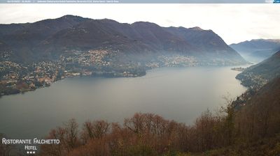 immagine della webcam nei dintorni di Capiago Intimiano: webcam Brunate