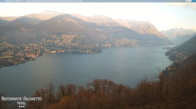 immagine della webcam nei dintorni di Lentate sul Seveso: webcam Brunate