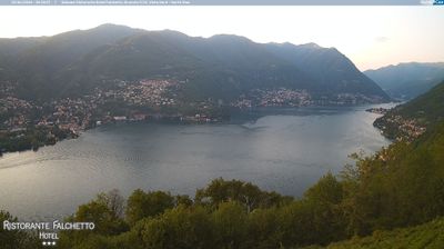 immagine della webcam nei dintorni di Capiago Intimiano: webcam Brunate