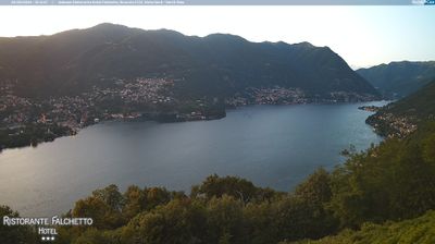 immagine della webcam nei dintorni di Lentate sul Seveso: webcam Brunate