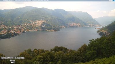 immagine della webcam nei dintorni di Capiago Intimiano: webcam Brunate
