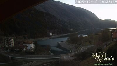 immagine della webcam nei dintorni di Passo Groste': webcam Molveno