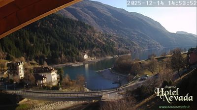 immagine della webcam nei dintorni di Dimaro Folgarida: webcam Molveno