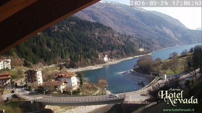 immagine della webcam nei dintorni di Baselga di Pinè: webcam Molveno