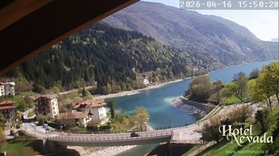 immagine della webcam nei dintorni di Pinzolo: webcam Molveno
