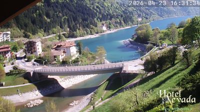 immagine della webcam nei dintorni di Caderzone: webcam Molveno