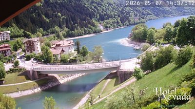 immagine della webcam nei dintorni di Marilleva: webcam Molveno