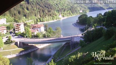 immagine della webcam nei dintorni di Fiavè: webcam Molveno
