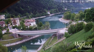 immagine della webcam nei dintorni di Marilleva: webcam Molveno