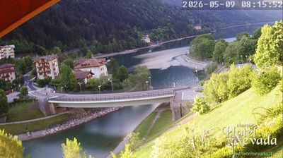 immagine della webcam nei dintorni di Pinzolo: webcam Molveno