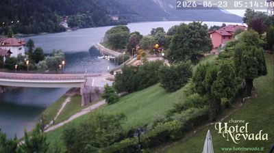 immagine della webcam nei dintorni di Sant'Antonio di Mavignola: webcam Molveno