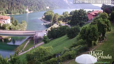 immagine della webcam nei dintorni di Fiavè: webcam Molveno