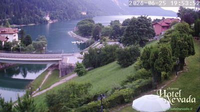immagine della webcam nei dintorni di Pinzolo: webcam Molveno