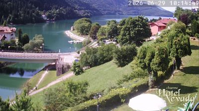immagine della webcam nei dintorni di Carisolo: webcam Molveno