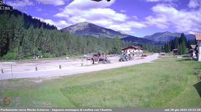 immagine della webcam nei dintorni di Campolongo di Cadore: webcam San Pietro di Cadore