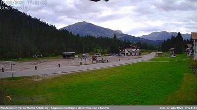 immagine della webcam nei dintorni di Domegge di Cadore: webcam San Pietro di Cadore