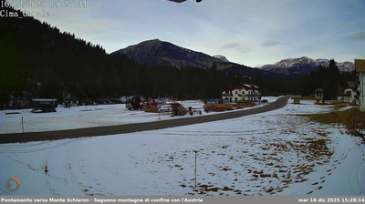 immagine della webcam nei dintorni di Comelico Superiore: webcam San Pietro di Cadore