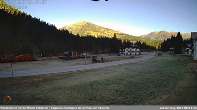 immagine della webcam nei dintorni di Laggio di Cadore: webcam San Pietro di Cadore