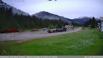 immagine della webcam nei dintorni di Lorenzago di Cadore: webcam San Pietro di Cadore
