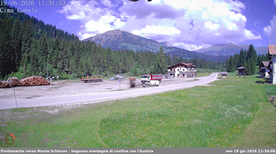 immagine della webcam nei dintorni di Calalzo di Cadore: webcam San Pietro di Cadore