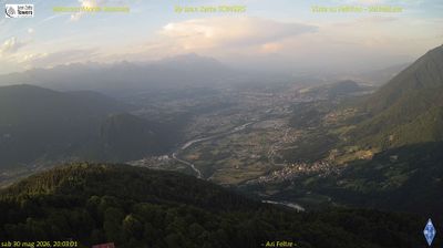 immagine della webcam nei dintorni di Miane: webcam Seren del Grappa
