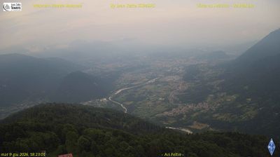 immagine della webcam nei dintorni di Sovramonte: webcam Seren del Grappa