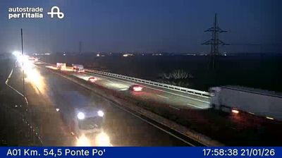 immagine della webcam nei dintorni di Madignano: webcam San Rocco al Porto