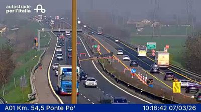 immagine della webcam nei dintorni di Sant'Angelo Lodigiano: webcam San Rocco al Porto