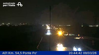immagine della webcam nei dintorni di Castelnuovo Bocca d'Adda: webcam San Rocco al Porto