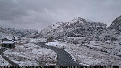 immagine della webcam nei dintorni di Mottolino: webcam Santa Caterina Valfurva