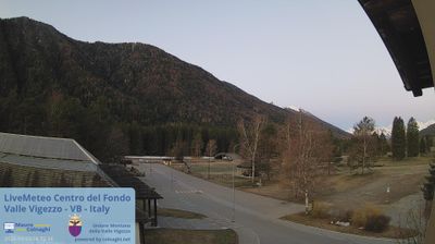 immagine della webcam nei dintorni di Re: webcam Santa Maria Maggiore