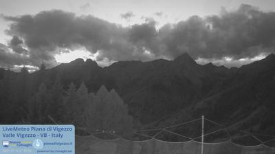 immagine della webcam nei dintorni di Riale: webcam Toceno